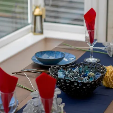 - Sea Views Long Stays, Contractors * Redcar
