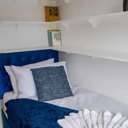דירה - Sea Views Long Stays, Contractors רדקאר